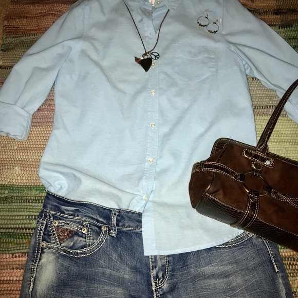 Old Navy size M blue button down EUC - Picture 5 of 5